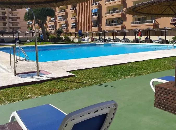 Primera Linea De Playa En Pyr Апартаменты Фуэнхирола