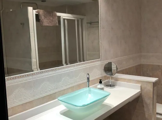 Primera Linea De Playa En Pyr * Фуэнхирола