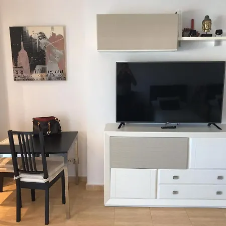 Primera Linea De Playa En Pyr * Fuengirola