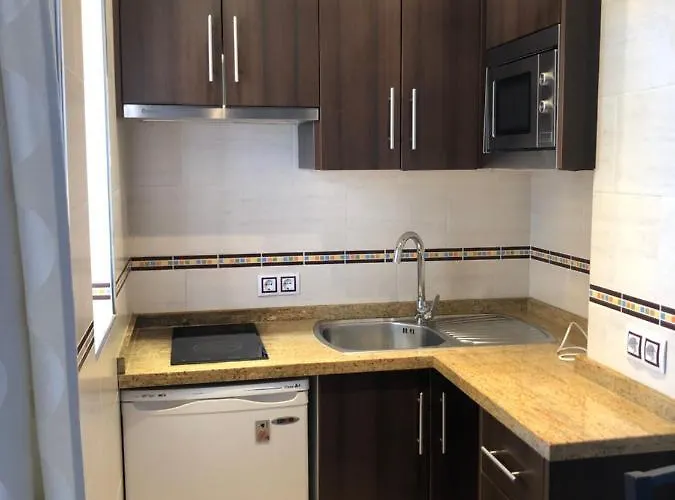 Primera Linea De Playa En Pyr Apartment Fuengirola